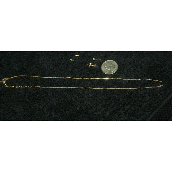 WOMEN'S GOLDTONE NECKLACE & EARRING SET NEW - Picture 4 of 7